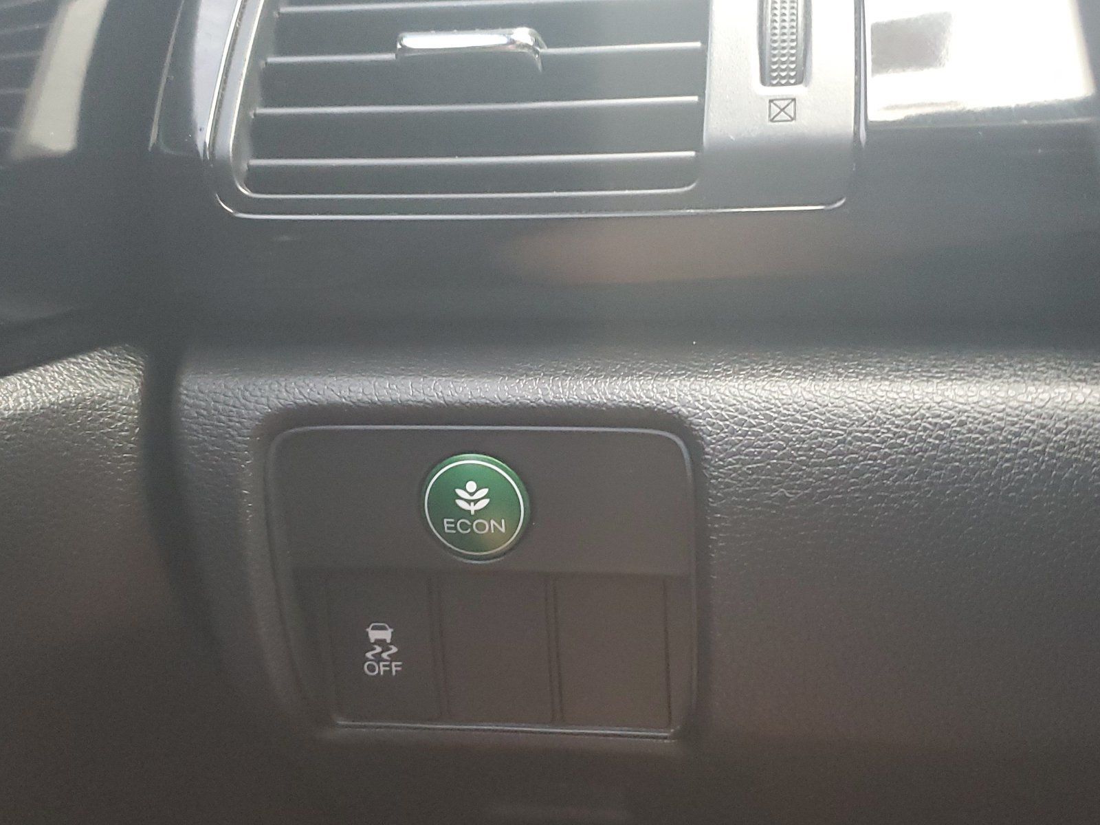 Used 2017 Honda Accord LX image 20