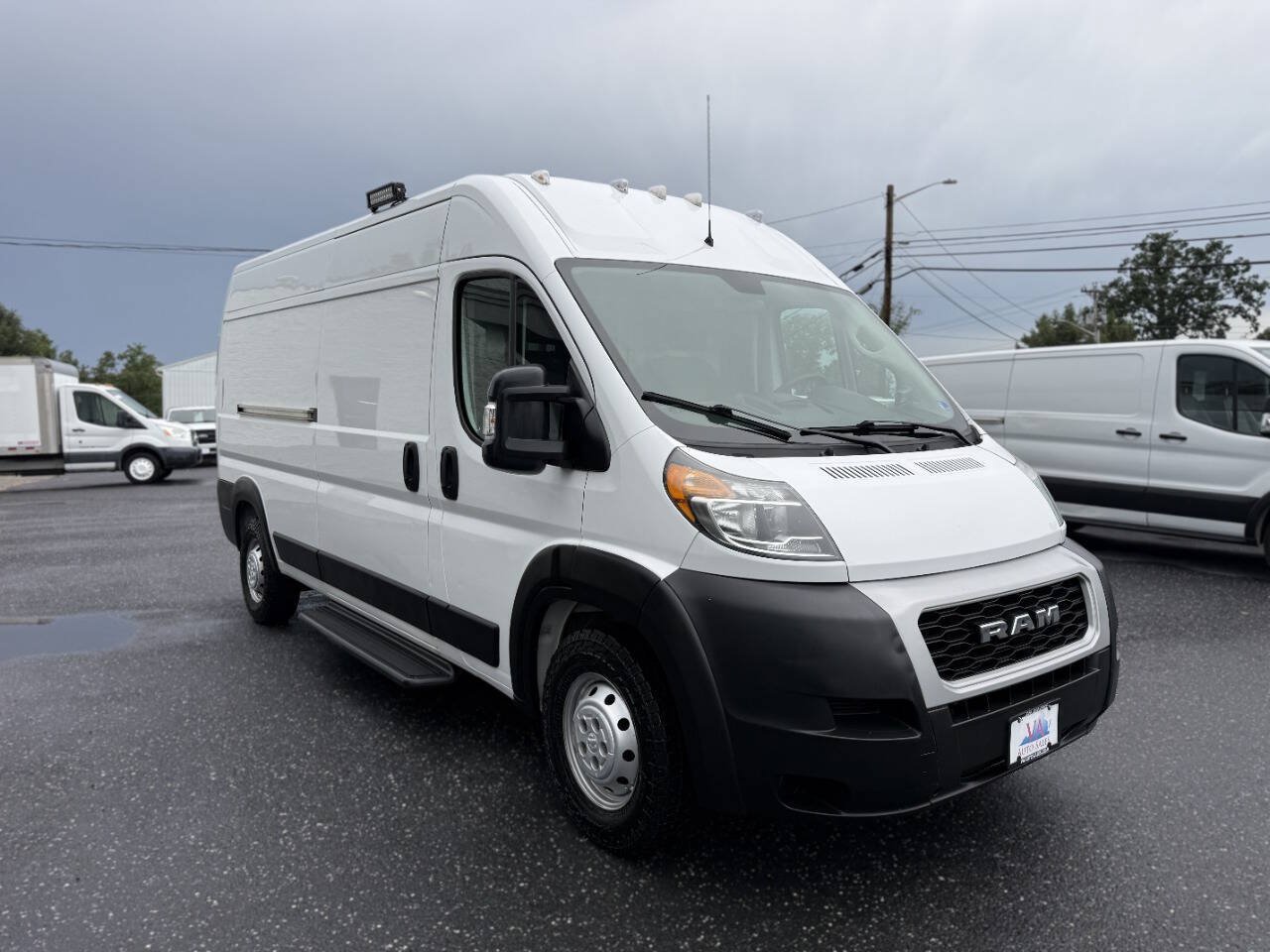 Used 2021 RAM ProMaster 2500 w/ Interior LED Lighting Group FWD image 4