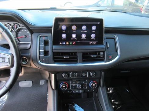 Used 2021 Chevrolet Suburban RST w/ Luxury Package image 20