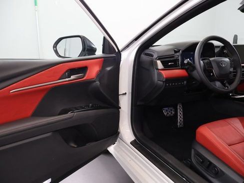 New 2026 Toyota Camry XSE AWD/4WD image 9