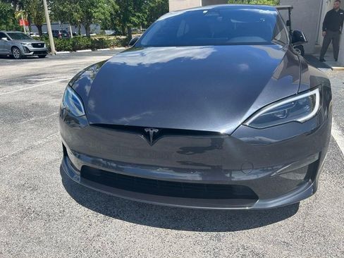 Used 2025 Tesla Model S Plaid image 9