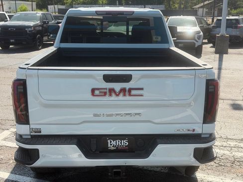 Used 2025 GMC Sierra 2500 AT4 w/ AT4 Premium Plus Package AWD/4WD image 6