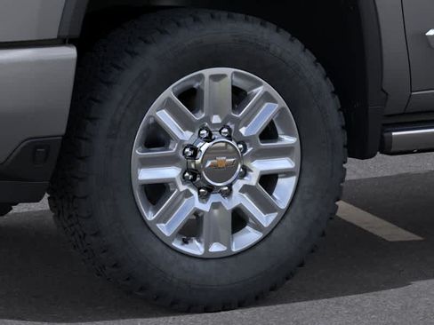 New 2026 Chevrolet Silverado 2500 High Country w/ High Country Premium Package AWD/4WD image 9