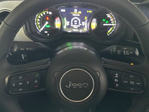 Used 2025 Jeep Wrangler Unlimited Sport S 4xe AWD/4WD image 23