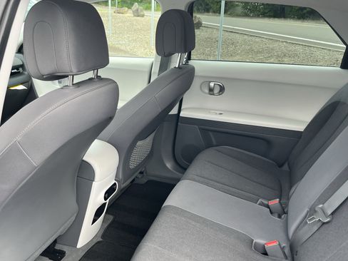 Certified 2024 Hyundai Ioniq 5 SEL RWD image 17