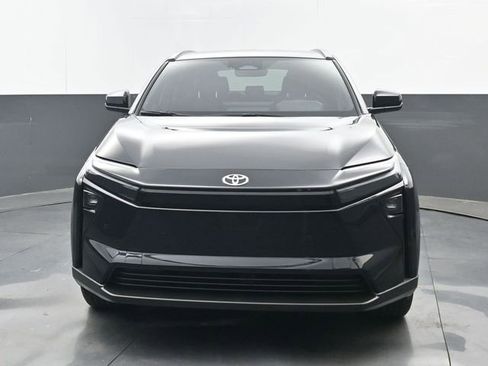 Used 2026 Toyota bZ FWD image 19