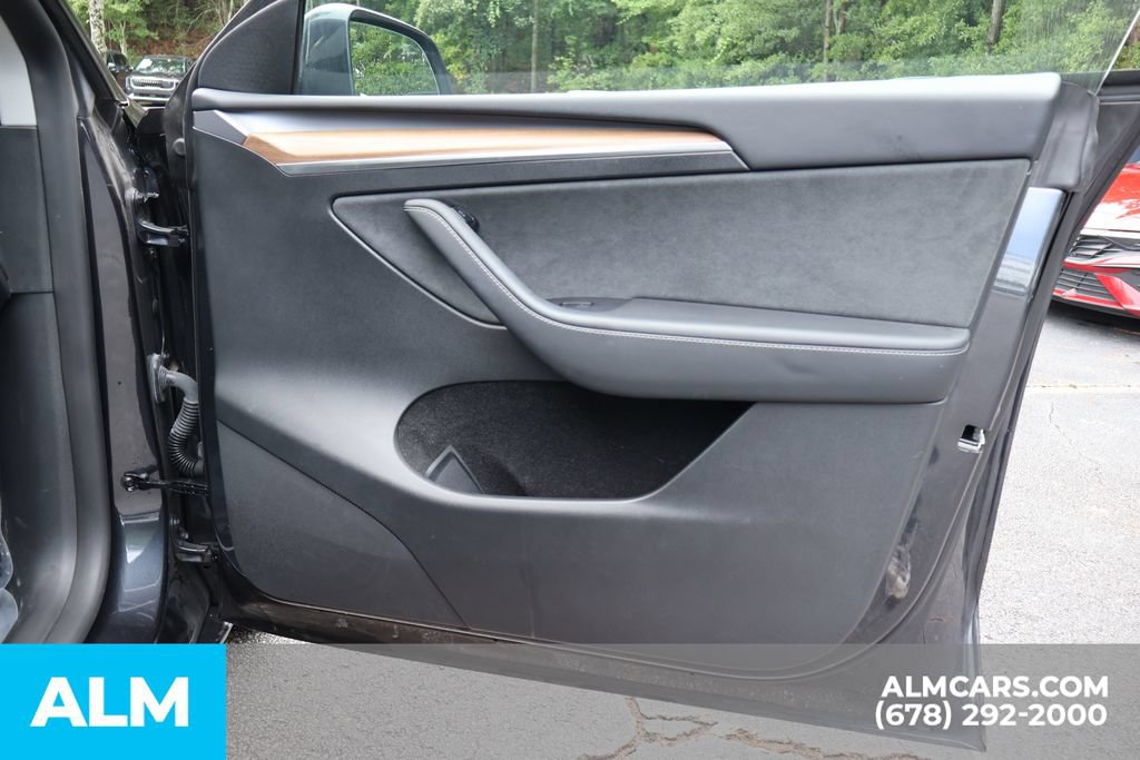 Used 2024 Tesla Model Y Performance AWD/4WD image 28