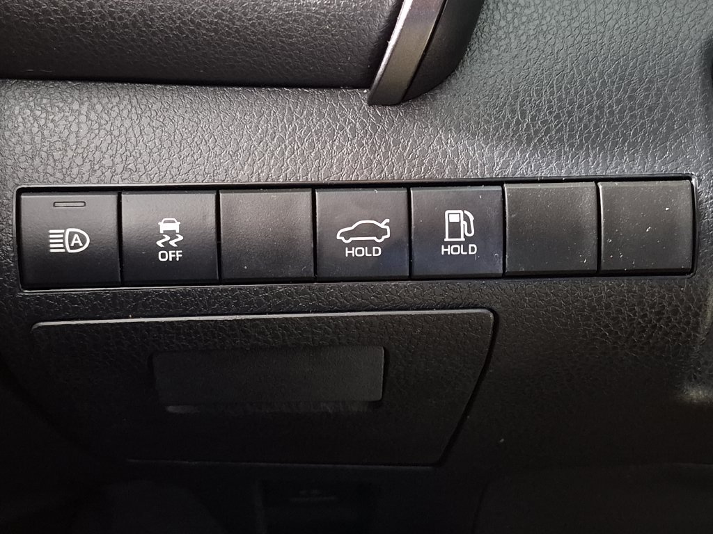Used 2023 Toyota Camry LE FWD image 18
