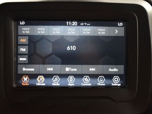 Used 2020 Jeep Renegade Limited w/ Trailer Tow Group image 18