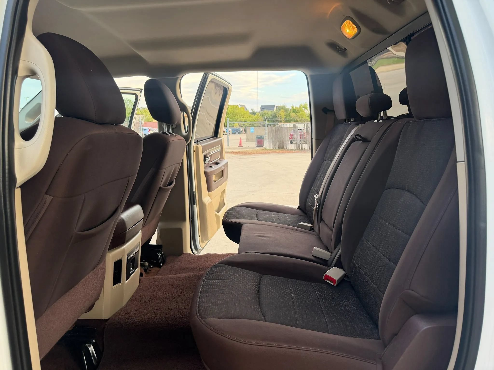 Used 2014 RAM 1500 Lone Star RWD image 25