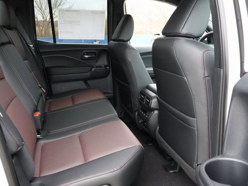 New 2026 Honda Ridgeline Black Edition image 7