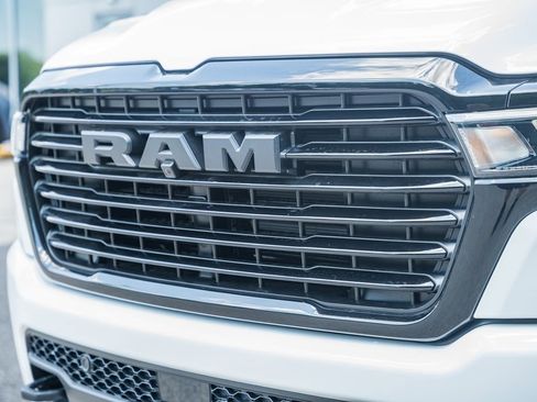 New 2026 RAM 1500 Laramie AWD/4WD image 12