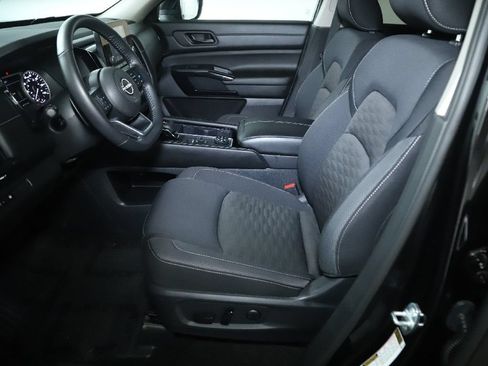 Certified 2024 Nissan Pathfinder SV AWD/4WD image 21