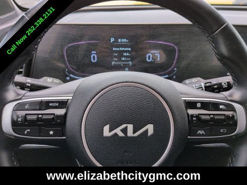 Used 2023 Kia Sportage X-Line w/ X-Line Premium Package AWD/4WD image 27