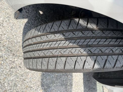 Used 2018 Ford Fiesta SE FWD image 38