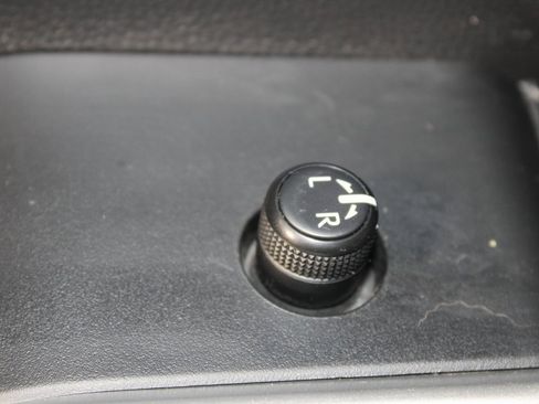 Used 2022 Toyota Highlander XSE image 22