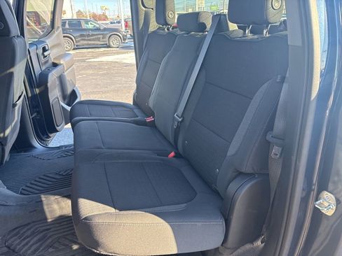 Used 2022 Chevrolet Silverado 1500 LT image 46