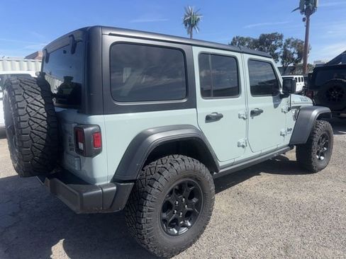 Used 2023 Jeep Wrangler Unlimited w/ Cold Weather Group image 5