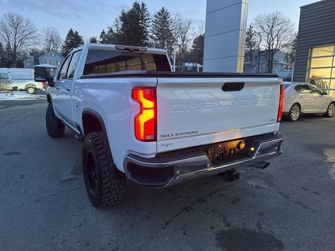 Used 2024 Chevrolet Silverado 2500 LTZ w/ LTZ Plus Package image 7