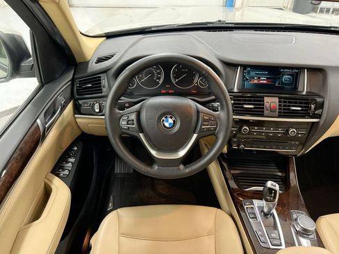 Used 2017 BMW X3 xDrive28i image 11