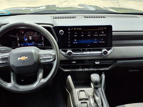 Used 2023 Chevrolet Colorado W/T RWD image 17