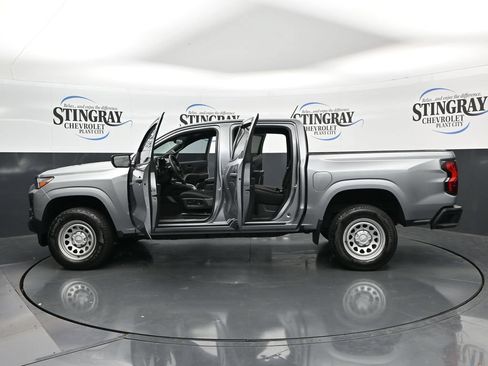 Used 2024 Chevrolet Colorado W/T w/ Technology Package RWD image 20