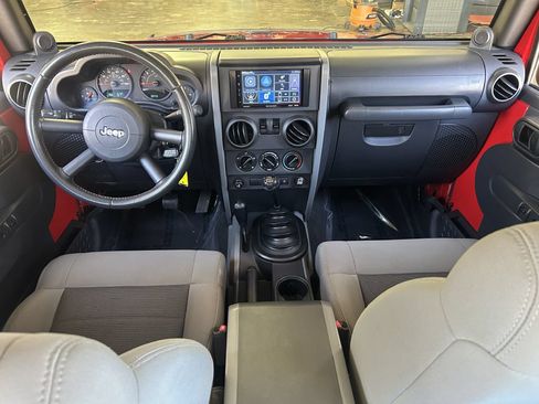 Used 2008 Jeep Wrangler X AWD/4WD image 6