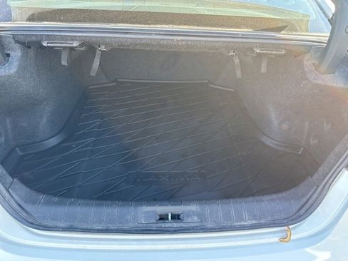 Used 2019 Nissan Maxima SR w/ Premium Package image 7