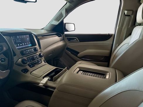 Used 2019 GMC Yukon XL Denali image 26