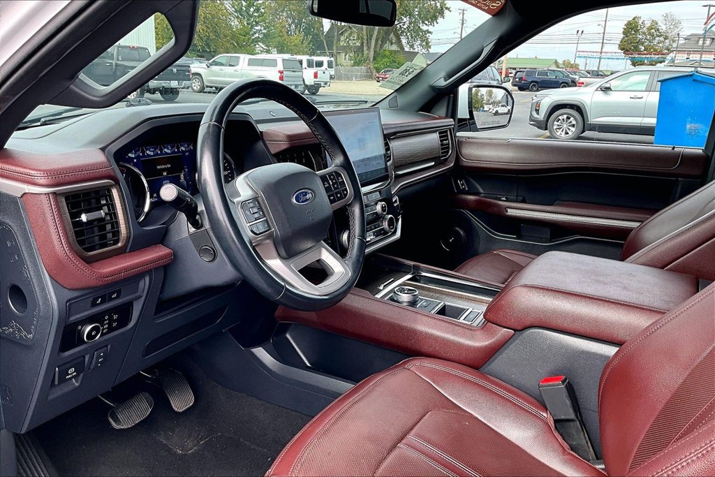 Used 2023 Ford Expedition Max Limited RWD image 10