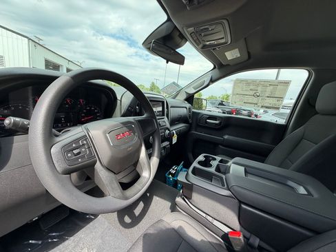 New 2026 GMC Sierra 1500 Pro AWD/4WD image 16