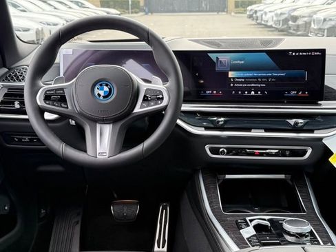 New 2026 BMW X5 xDrive50e w/ M Sport Package image 27