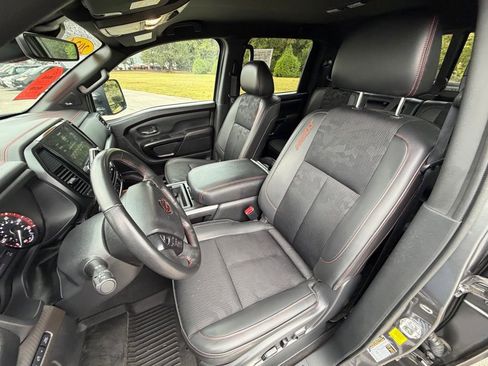 Certified 2024 Nissan Titan PRO-4X image 13
