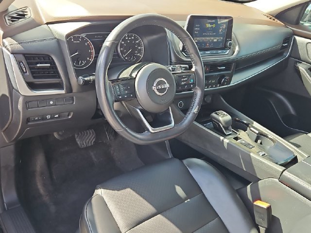 Certified 2023 Nissan Rogue SV w/ SV Premium B Package FWD image 11