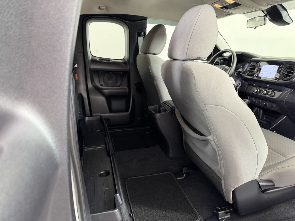 Used 2020 Toyota Tacoma SR RWD image 33
