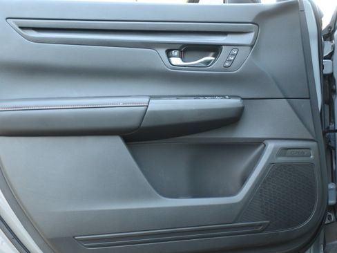 Used 2026 Honda CR-V Sport-L image 14