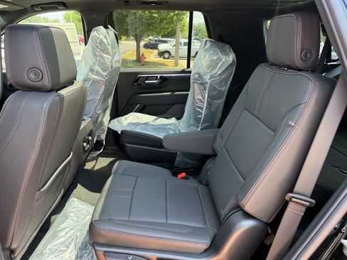 New 2026 Chevrolet Tahoe RST AWD/4WD image 17