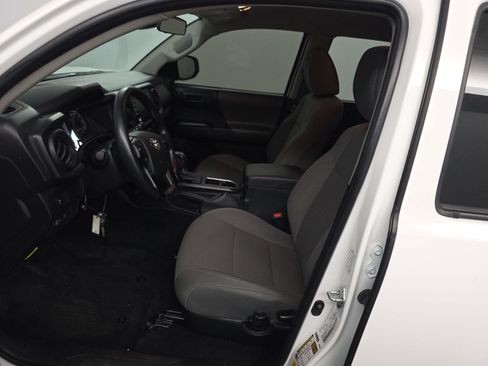 Used 2023 Toyota Tacoma SR image 7