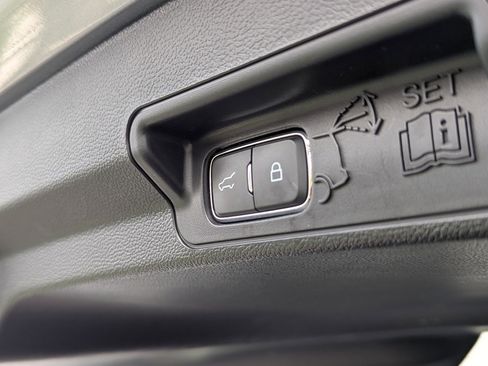 Used 2023 Ford Explorer XLT w/ Equipment Group 202A image 29