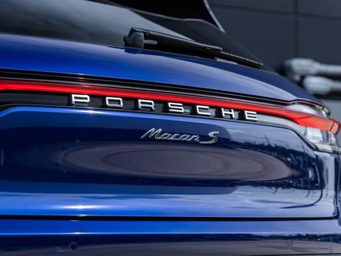Certified 2026 Porsche Macan S AWD/4WD image 15