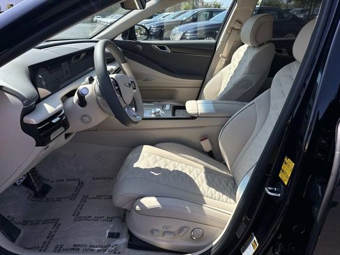 Used 2025 Genesis G80 3.5T Sport Prestige image 32