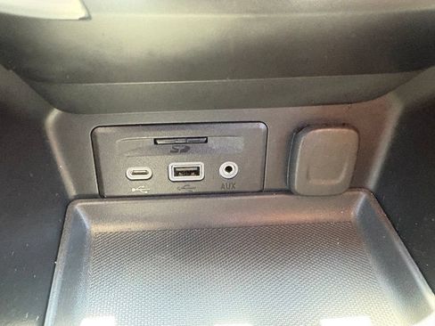 Used 2023 GMC Terrain SLE w/ Driver Convenience Package FWD image 22