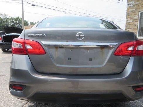 Used 2018 Nissan Sentra S FWD image 8