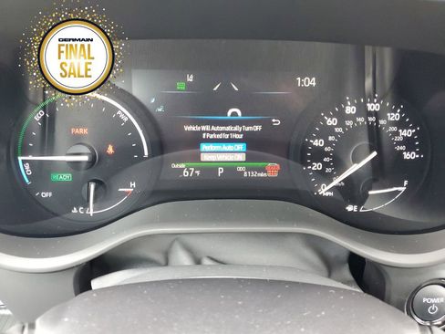 Used 2025 Toyota Sienna LE image 22