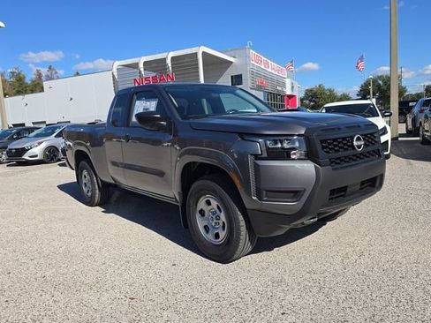 New 2026 Nissan Frontier S image 2