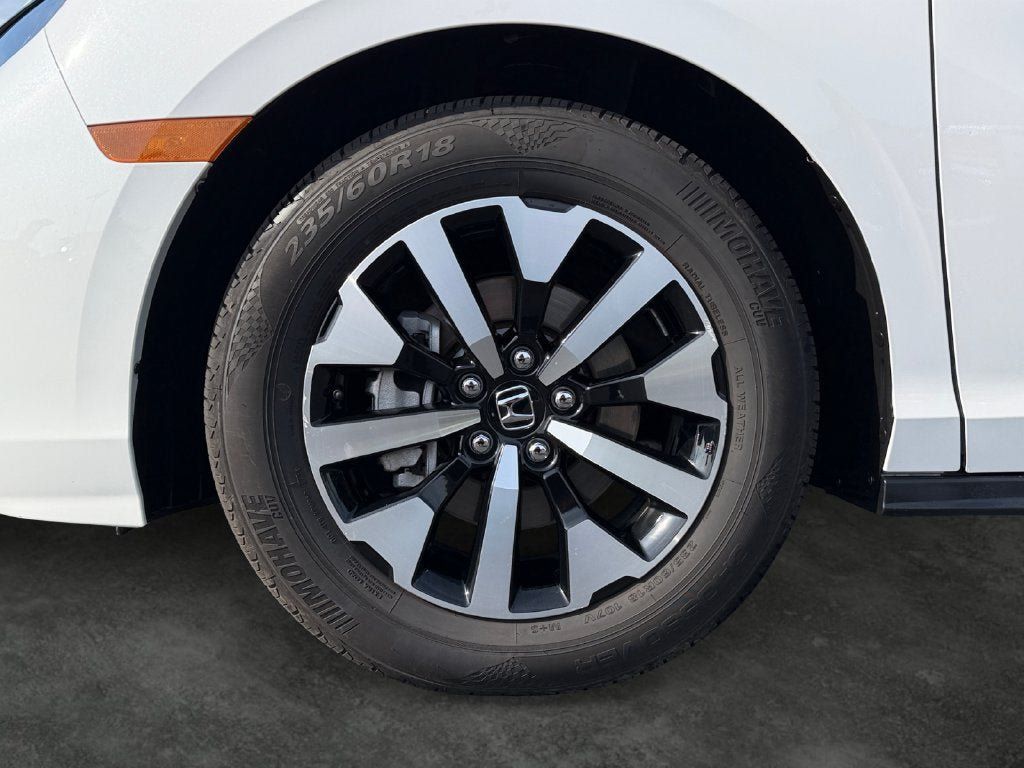 Used 2025 Honda Odyssey EX-L image 4