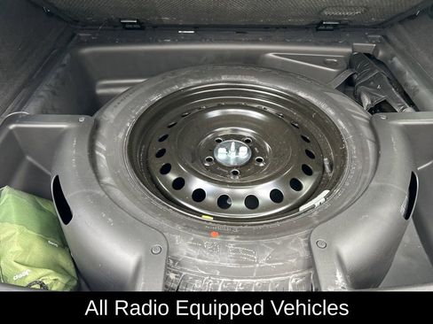 Certified 2022 Jeep Grand Cherokee Overland w/ Luxury Tech Group IV image 41