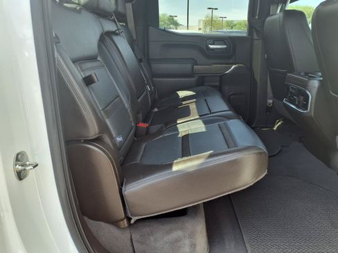 Used 2021 GMC Sierra 1500 Denali w/ Denali Ultimate Package AWD/4WD image 14