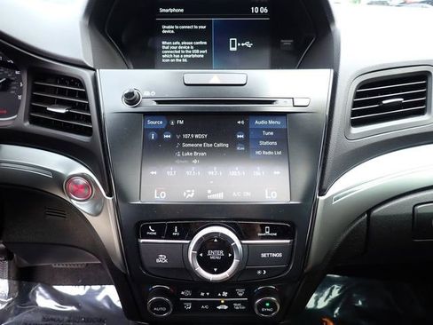 Used 2022 Acura ILX w/ Premium Package FWD image 28