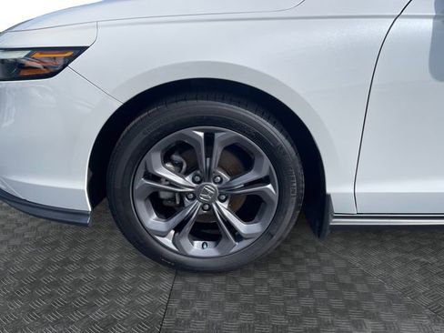 Used 2023 Honda Accord EX image 14